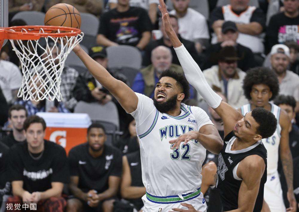 意甲赛场上 意甲赛场上